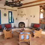 Beachfront House In Olive Grove * Arkítsa