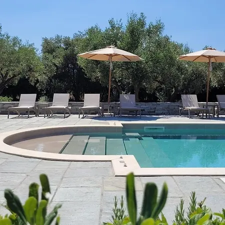 Beachfront House In Olive Grove * Arkitsa