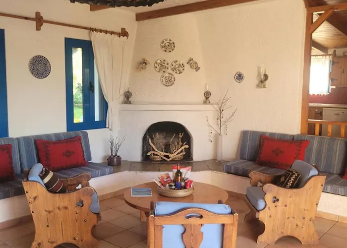 Beachfront House In Olive Grove * Arkitsa