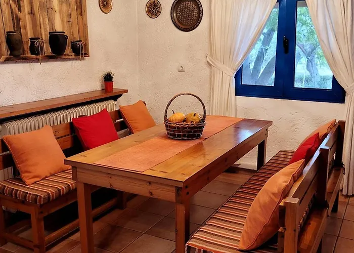 Beachfront House In Olive Grove