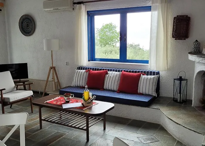 Holiday home Beachfront House In Olive Grove Arkitsa